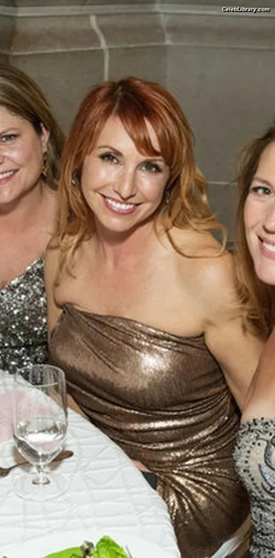 Kari Byron photo 2 of 95