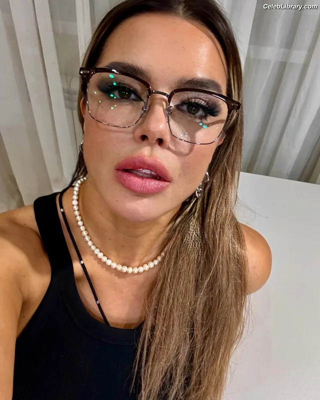 Karina Zvereva photo 6 of 363
