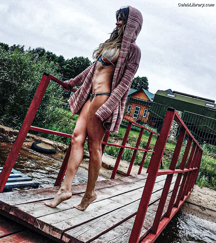 Karina Zvereva photo 18 of 363