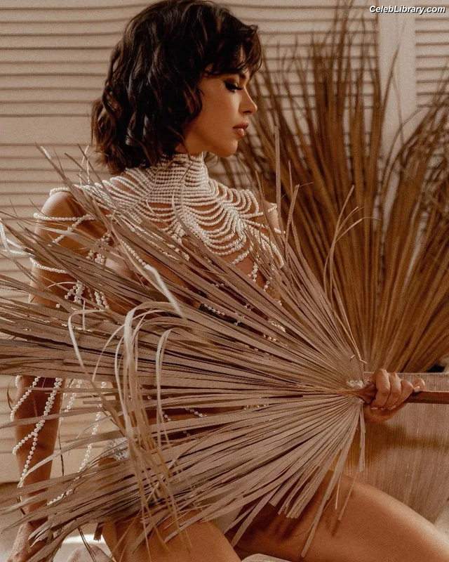 Karina Zvereva photo 12 of 363