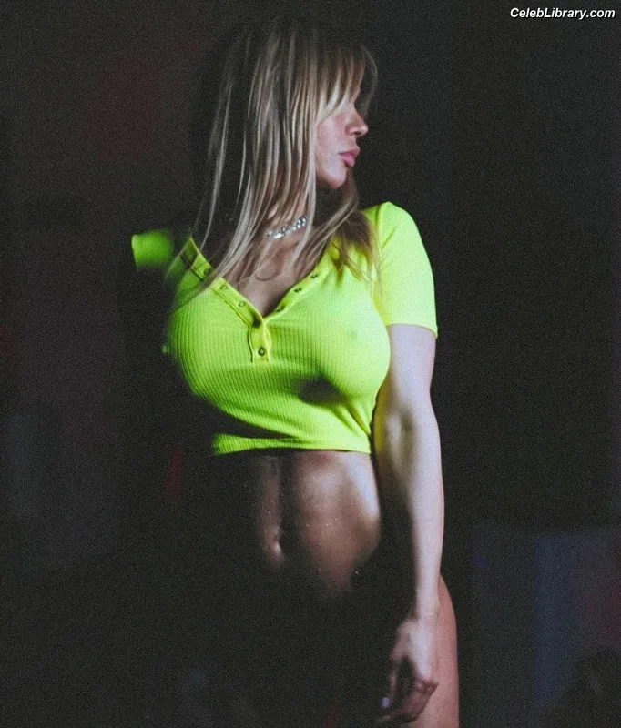 Karina Zvereva photo 17 of 363
