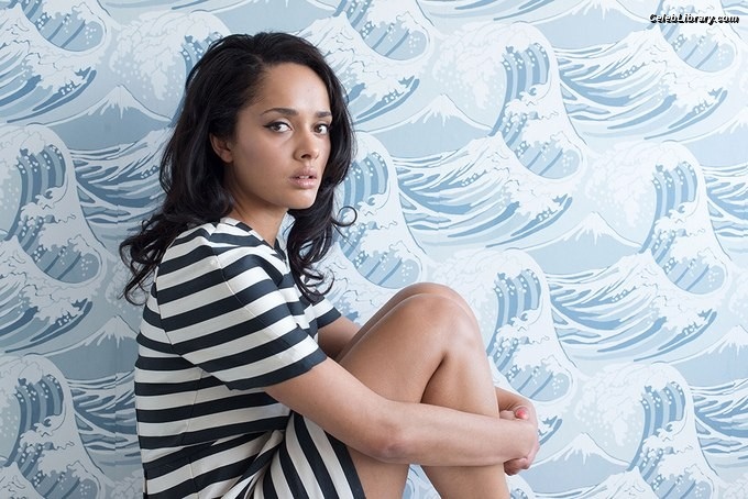 Karla Crome photo 4 of 5
