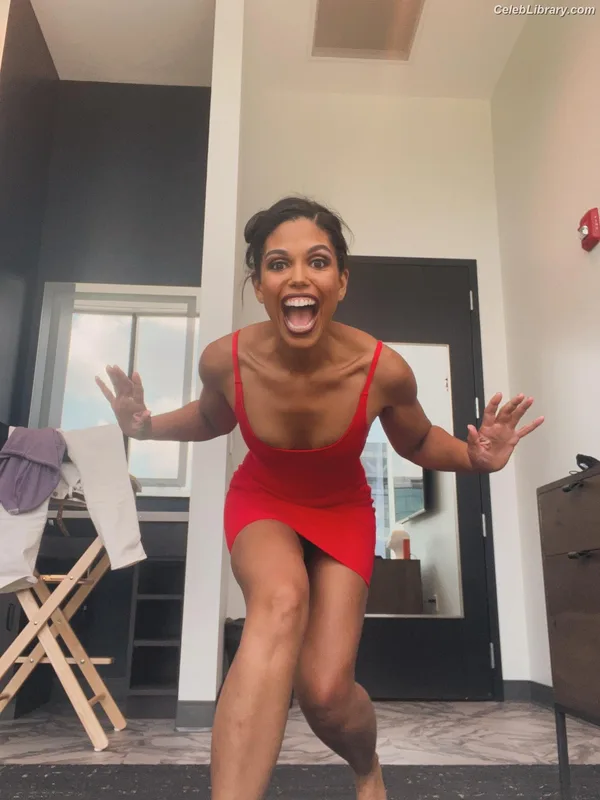 Karla Mosley photo 2 of 8