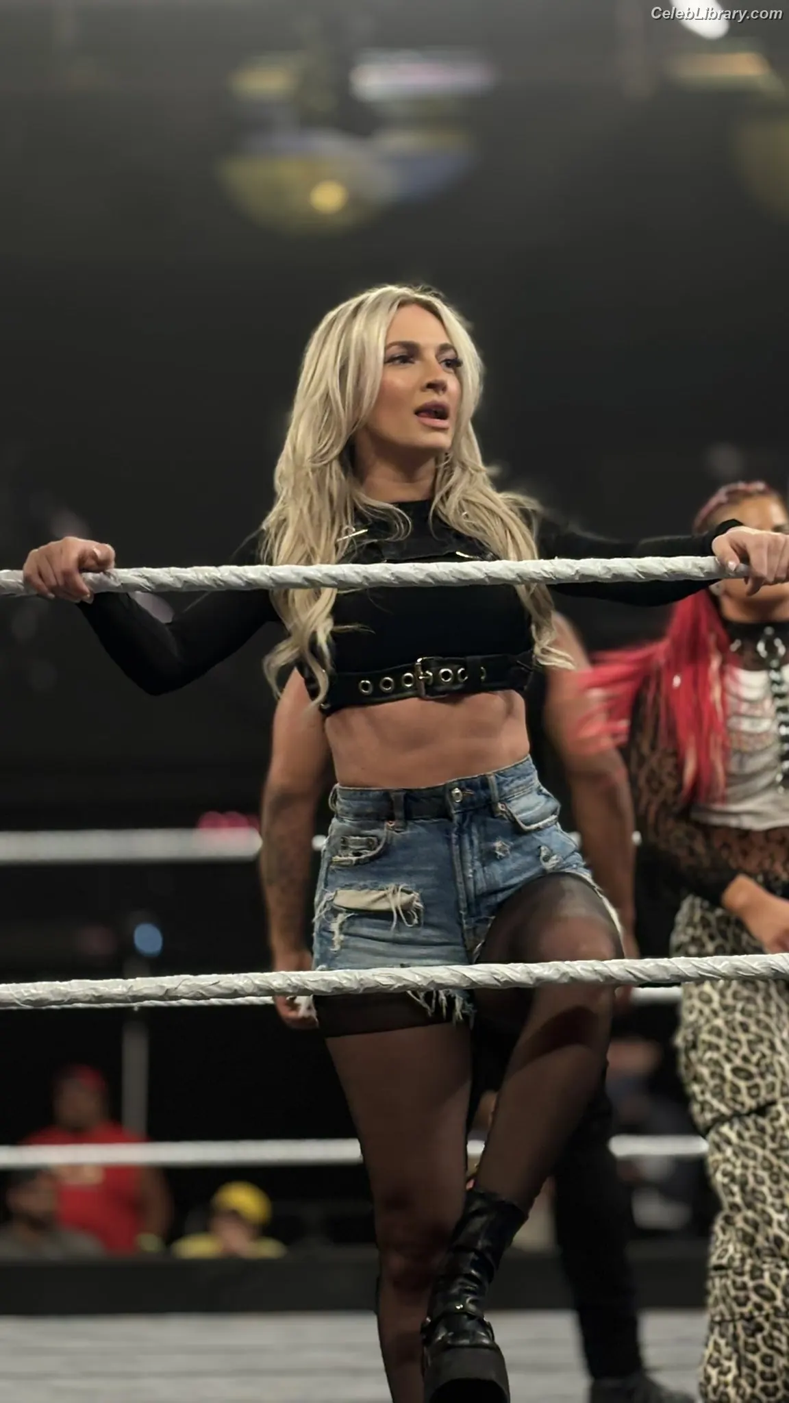 Karmen Petrovic photo 10 of 763