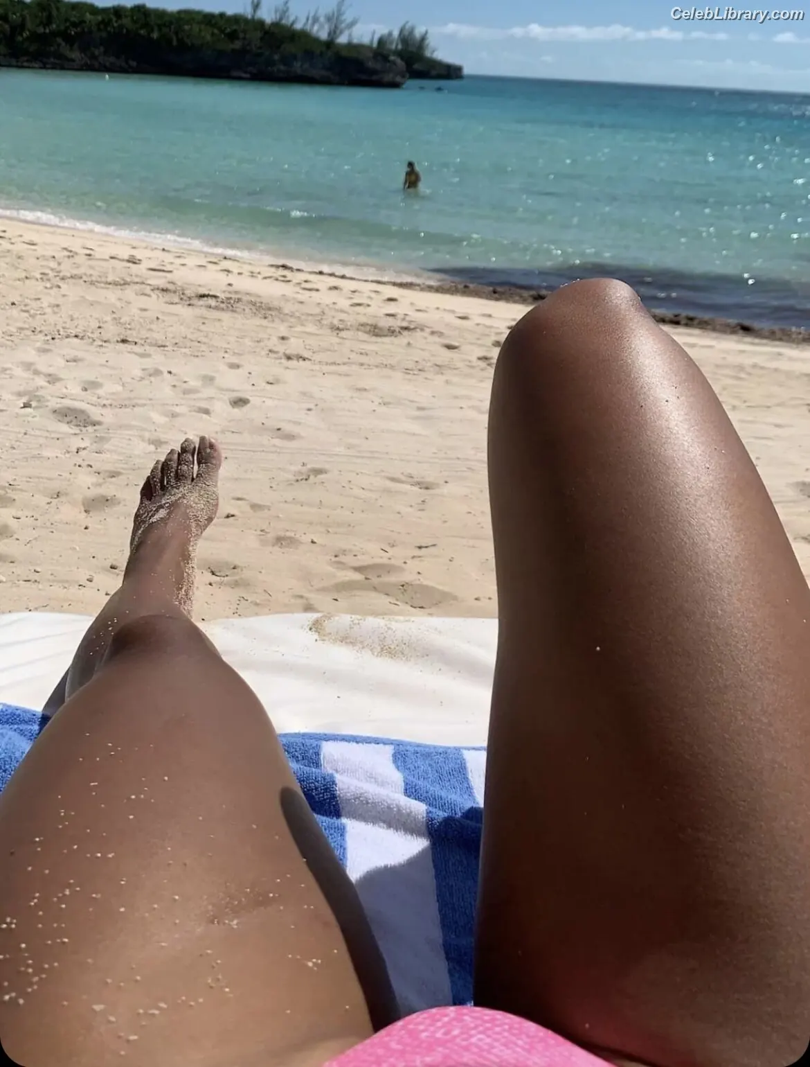 Karrueche Tran photo 15 of 259