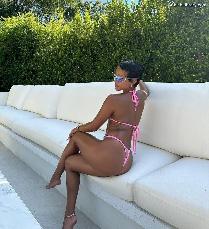 Karrueche Tran photo 16 of 260
