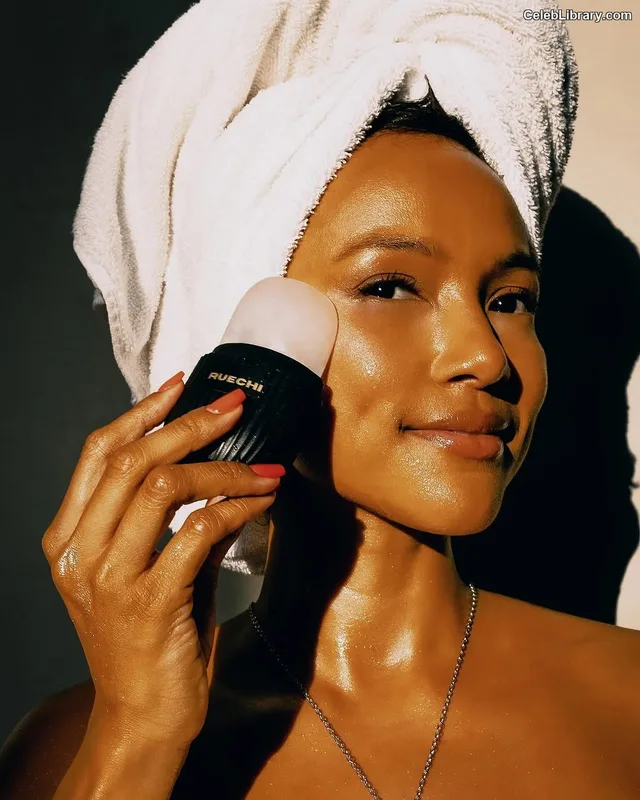 Karrueche Tran photo 23 of 260