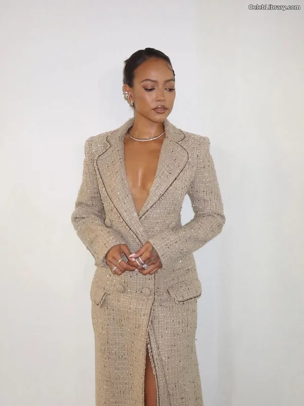 Karrueche Tran photo 15 of 260