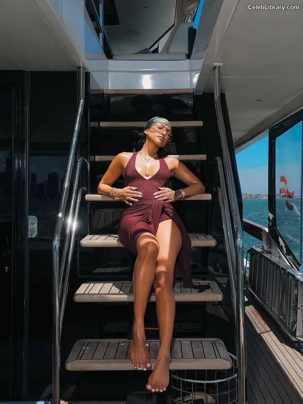 Karrueche Tran photo 19 of 260