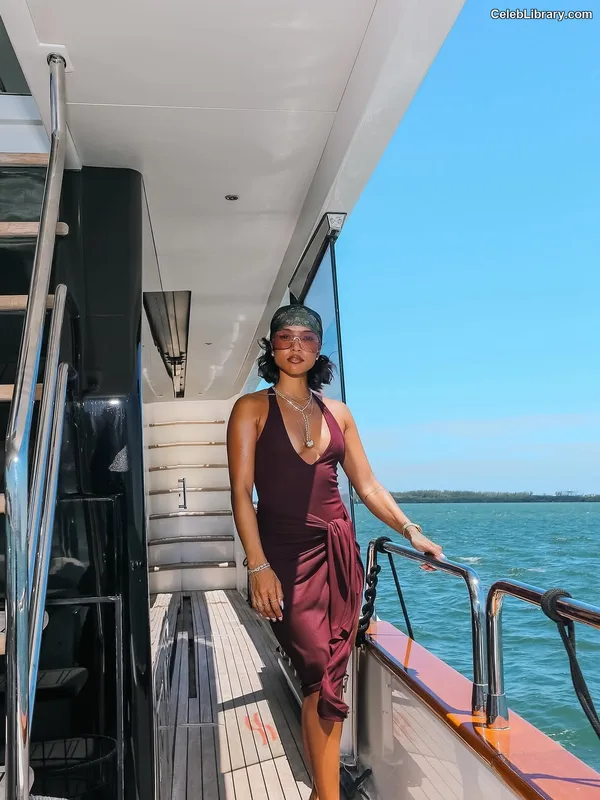 Karrueche Tran photo 21 of 260