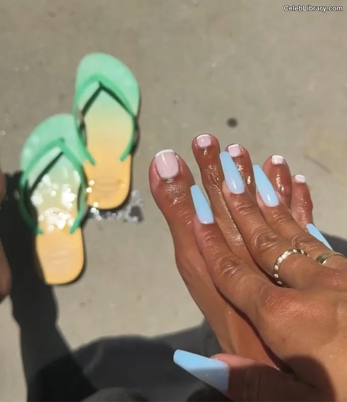 Karrueche Tran photo 11 of 260