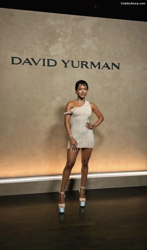 Karrueche Tran photo 1 of 260