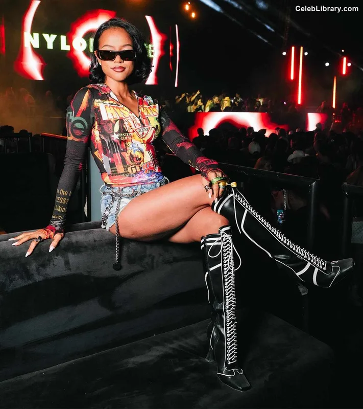 Karrueche Tran photo 17 of 260