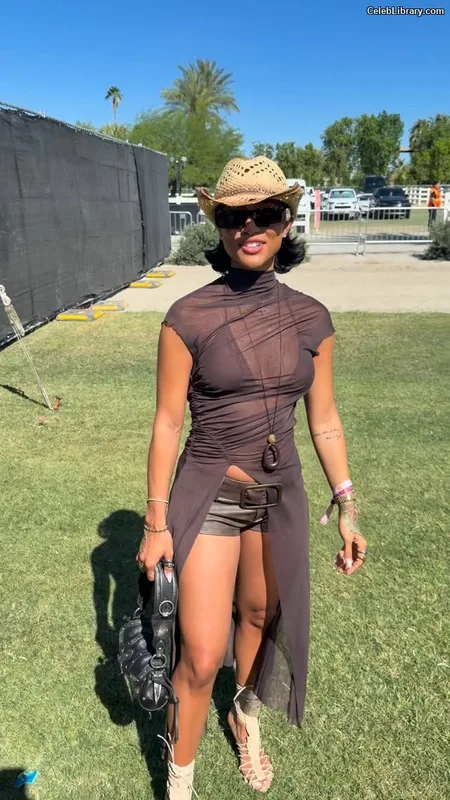 Karrueche Tran photo 20 of 260