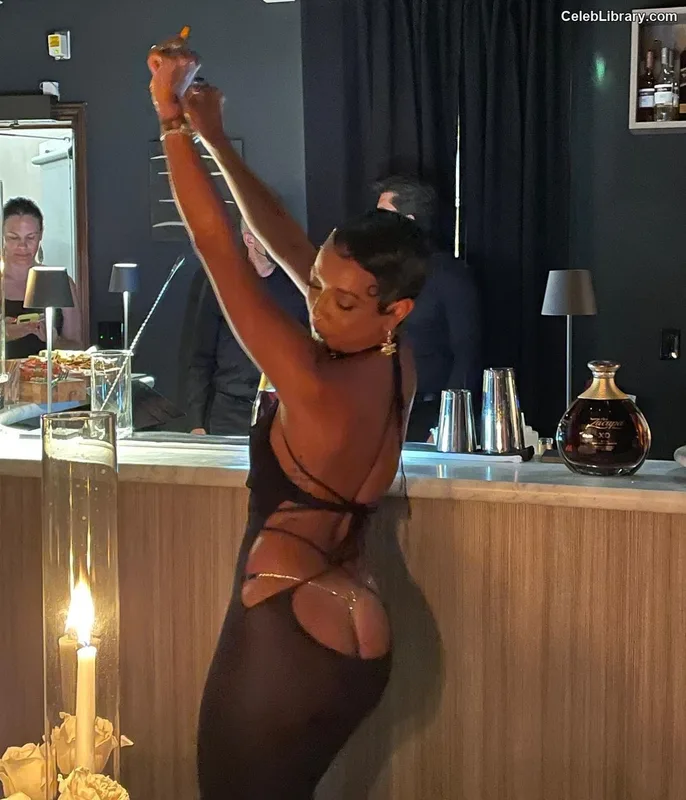 Karrueche Tran photo 21 of 260