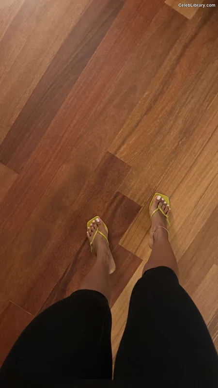 Karrueche Tran photo 22 of 260