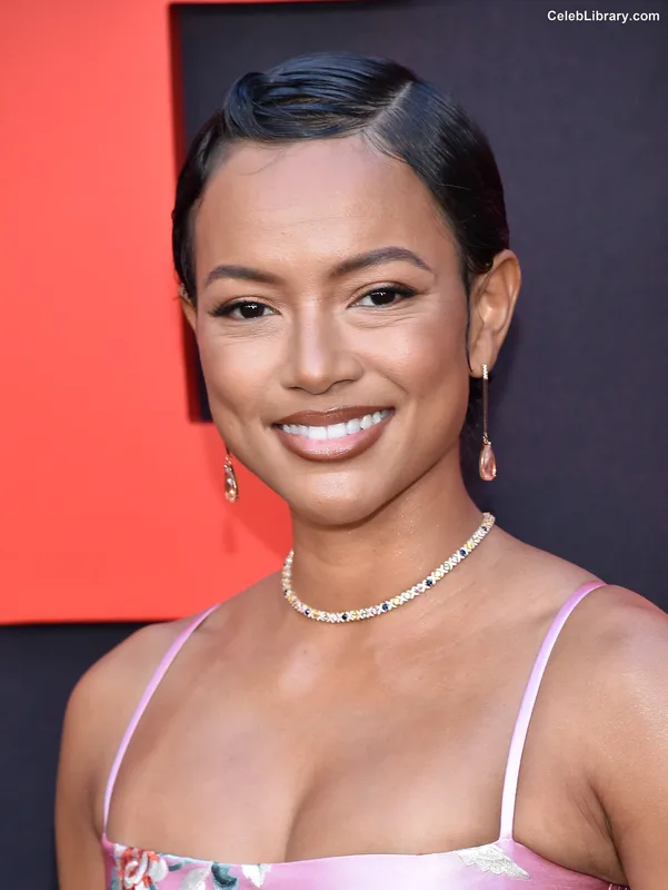 Karrueche Tran photo 19 of 260