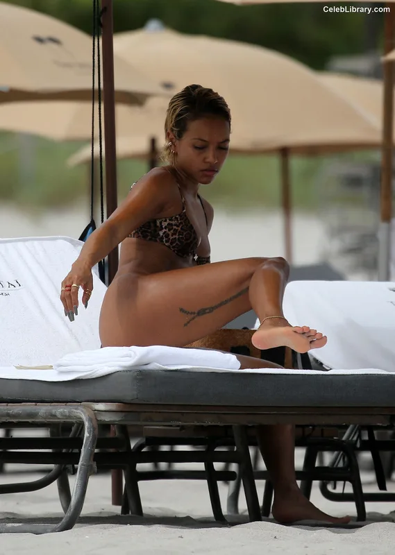 Karrueche Tran photo 6 of 260