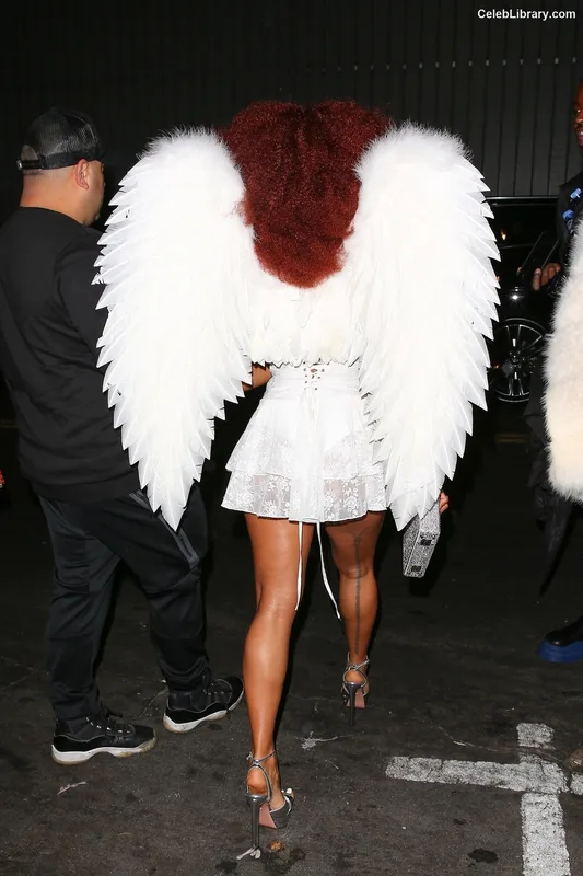 Karrueche Tran photo 16 of 260