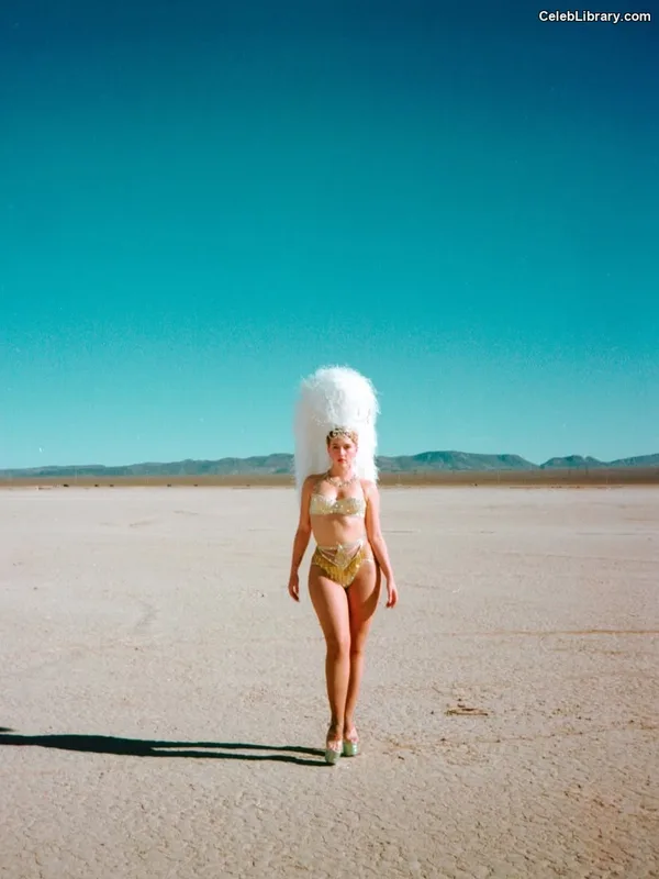Kat Cunning photo 16 of 70