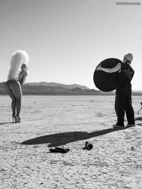 Kat Cunning photo 23 of 70