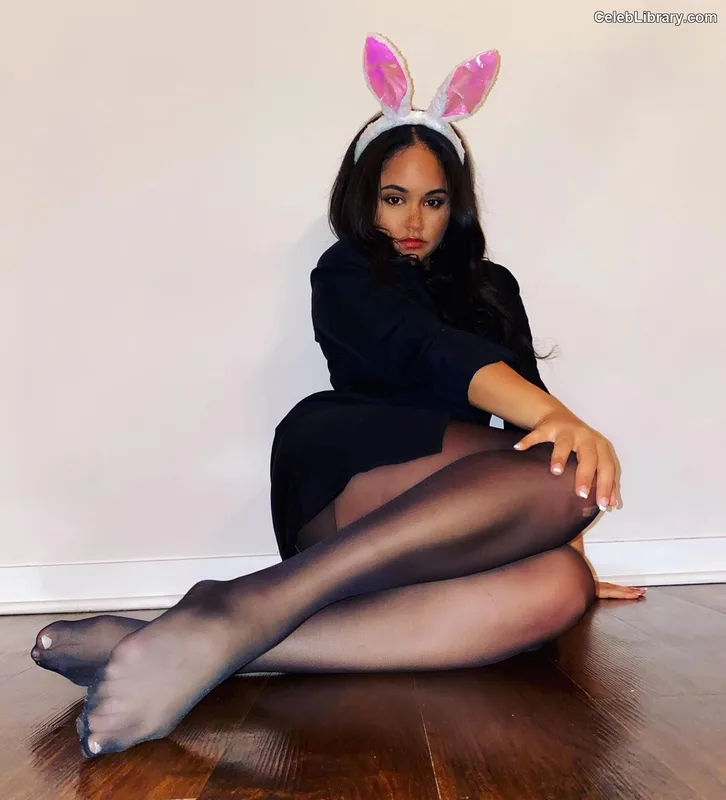Kat Deluna photo 7 of 54