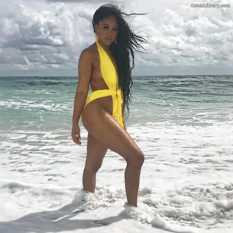 Kat Deluna photo 19 of 54