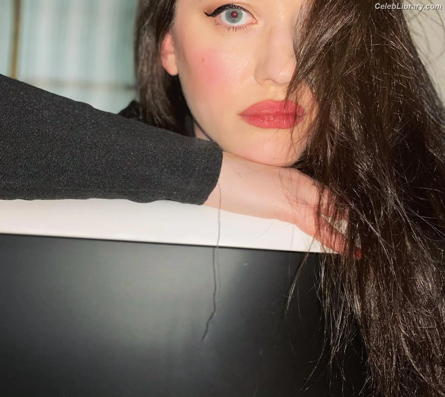 Kat Dennings photo 6 of 458