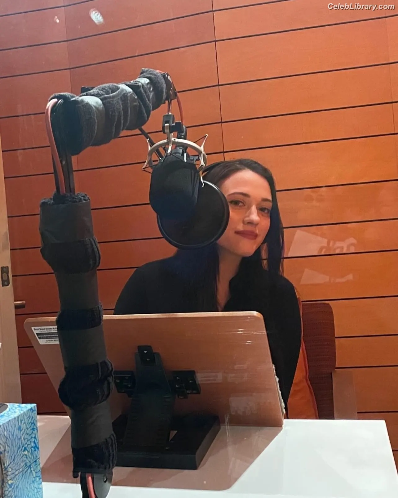 Kat Dennings photo 11 of 458