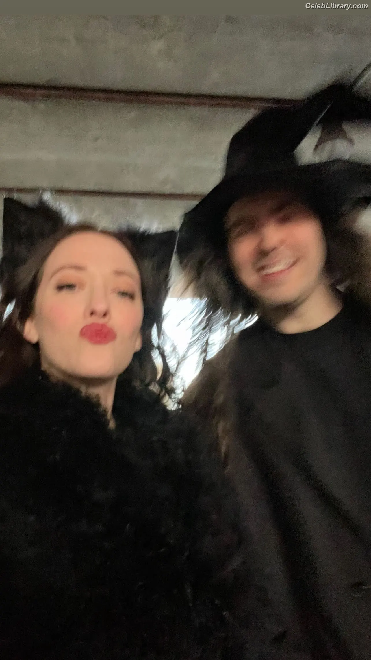 Kat Dennings photo 13 of 458