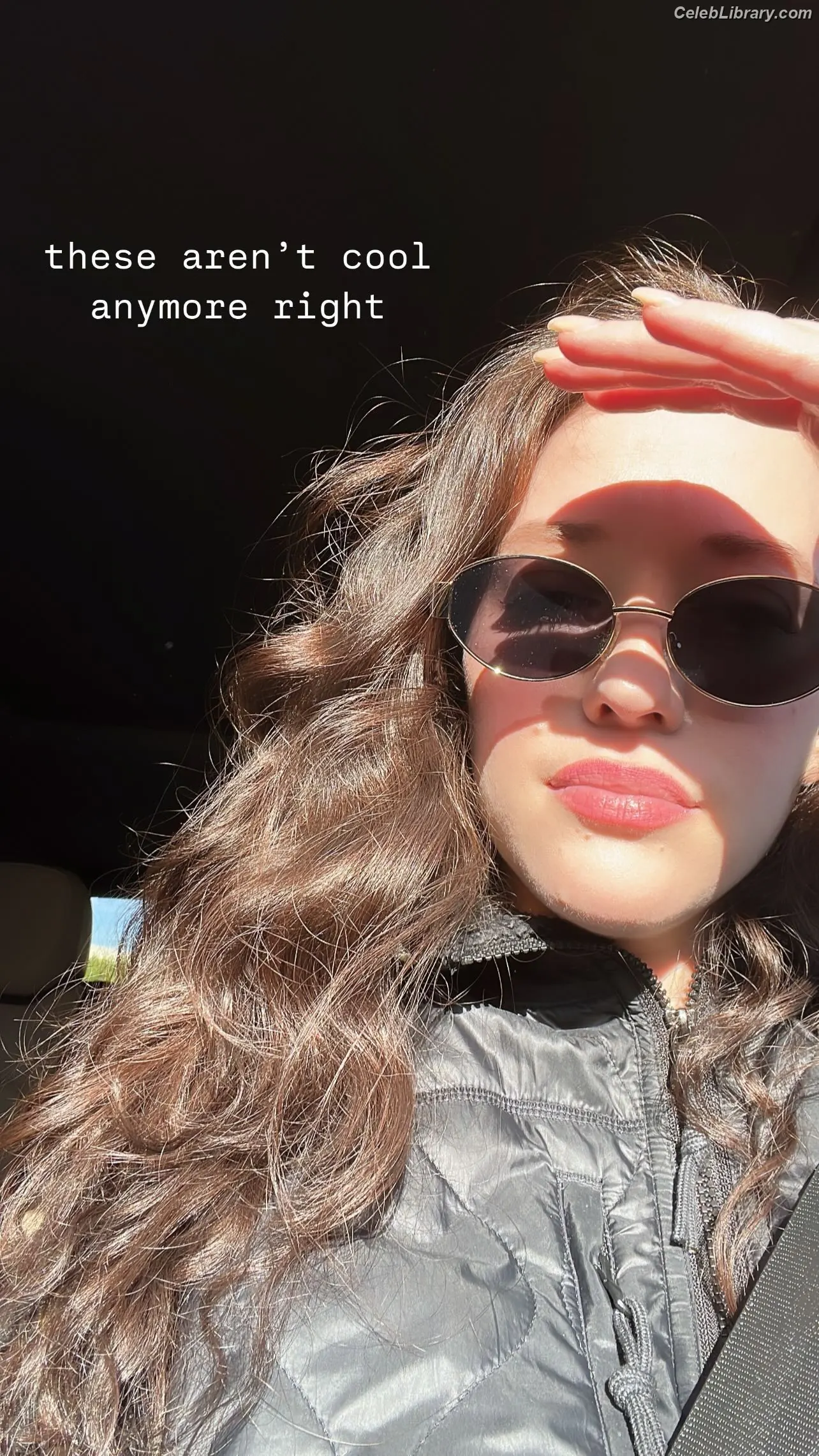 Kat Dennings photo 15 of 458