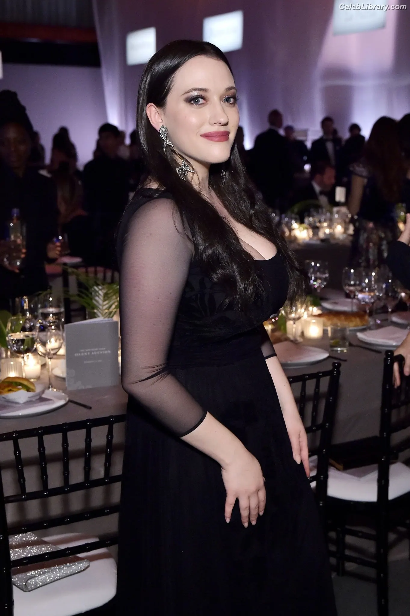 Kat Dennings photo 20 of 458
