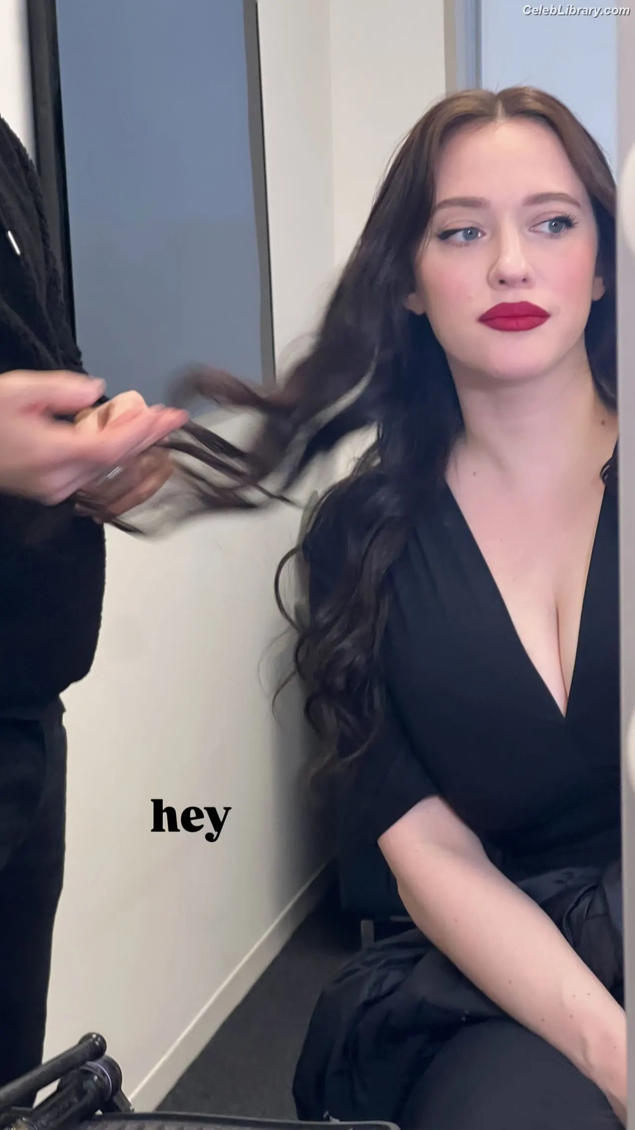 Kat Dennings photo 3 of 458