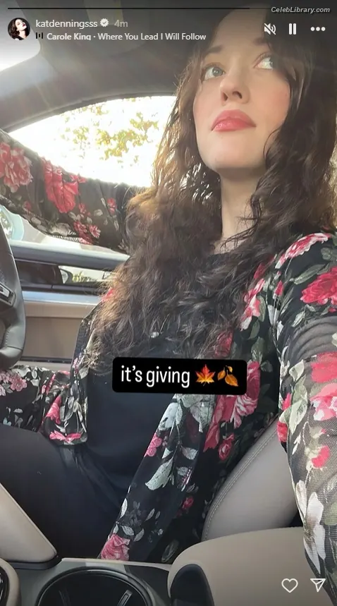 Kat Dennings photo 3 of 458