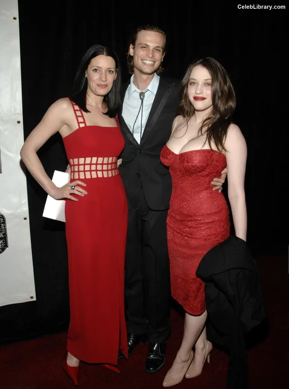 Kat Dennings photo 2 of 454