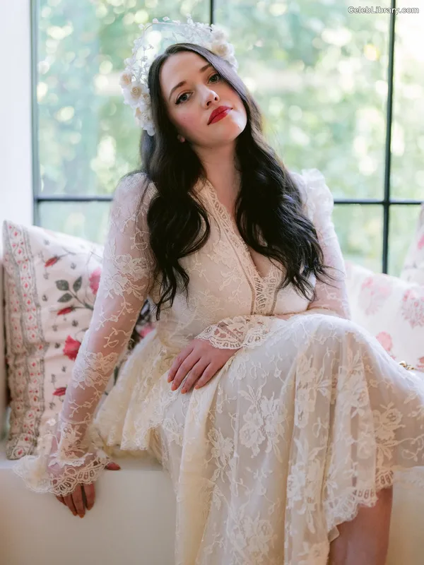 Kat Dennings photo 17 of 454