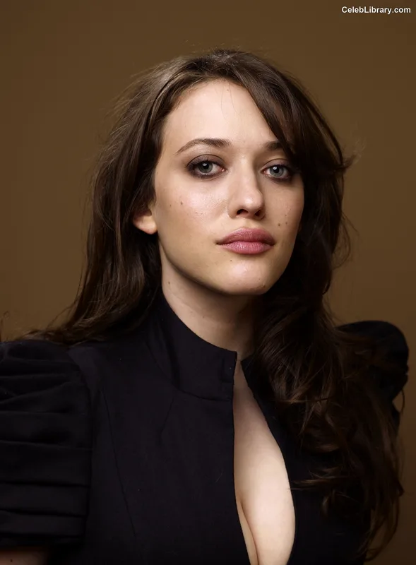 Kat Dennings photo 12 of 454