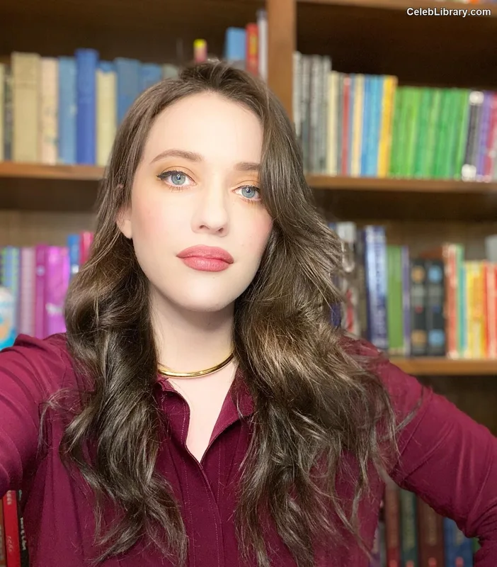Kat Dennings photo 12 of 454
