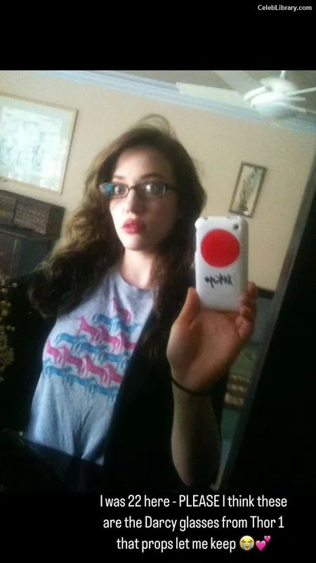 Kat Dennings photo 12 of 454