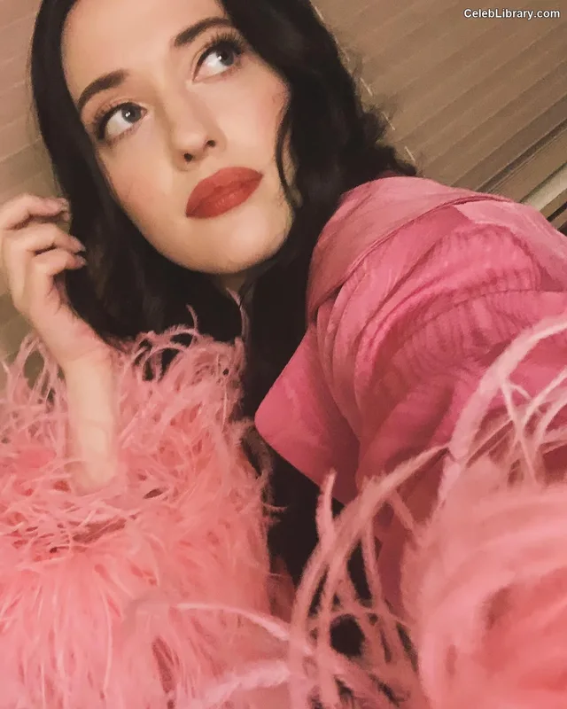 Kat Dennings photo 13 of 454