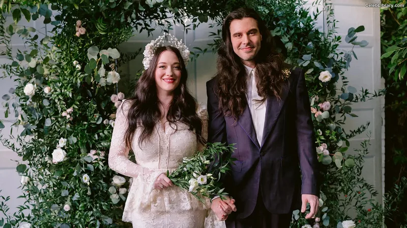 Kat Dennings photo 3 of 454