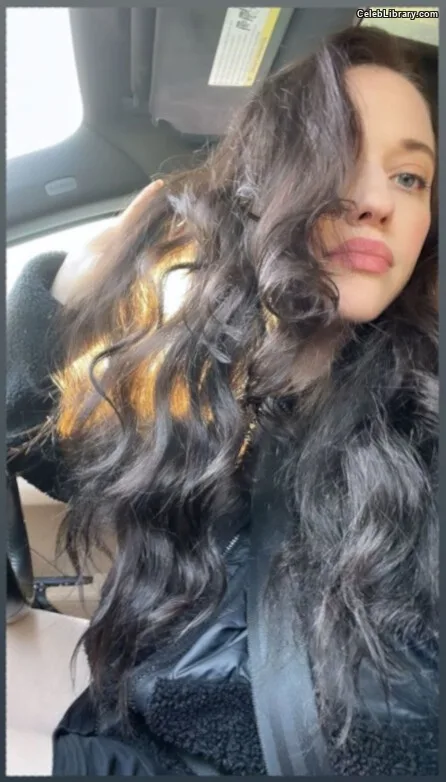 Kat Dennings photo 4 of 454