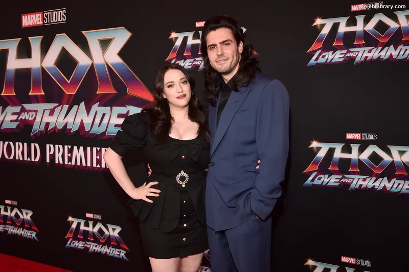 Kat Dennings photo 5 of 454