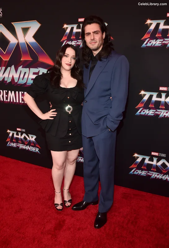 Kat Dennings photo 6 of 454