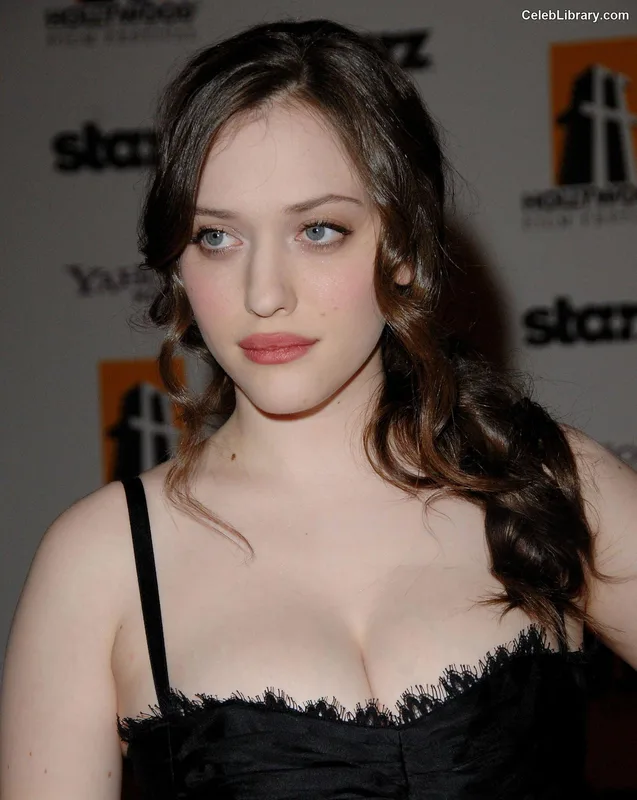 Kat Dennings photo 20 of 454