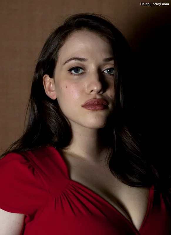 Kat Dennings photo 24 of 454