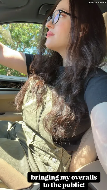 Kat Dennings photo 10 of 454