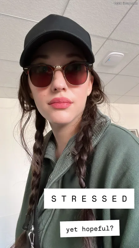Kat Dennings photo 1 of 454