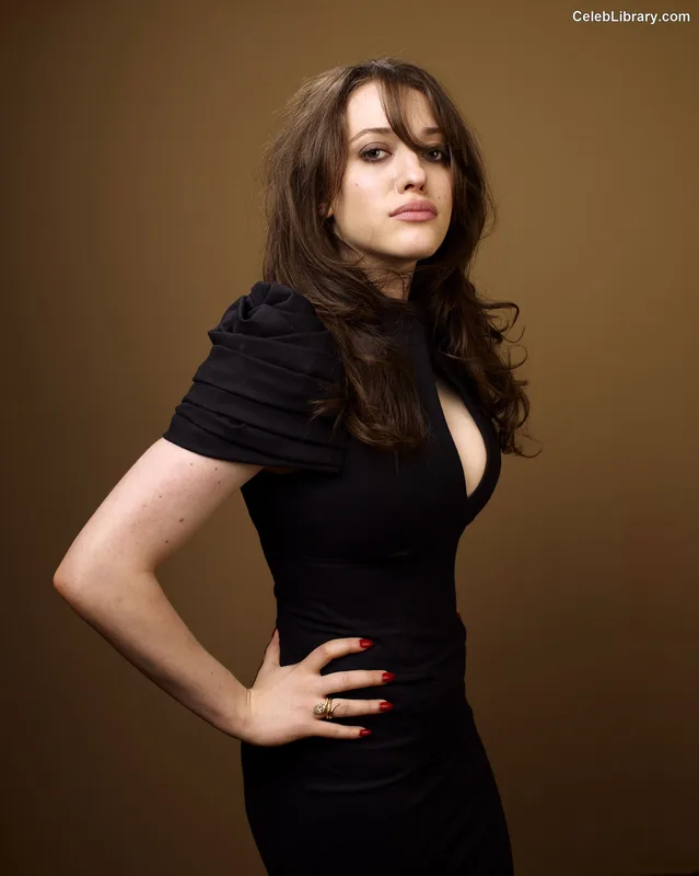 Kat Dennings photo 4 of 454