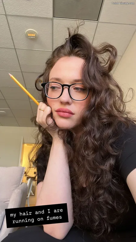 Kat Dennings photo 5 of 454